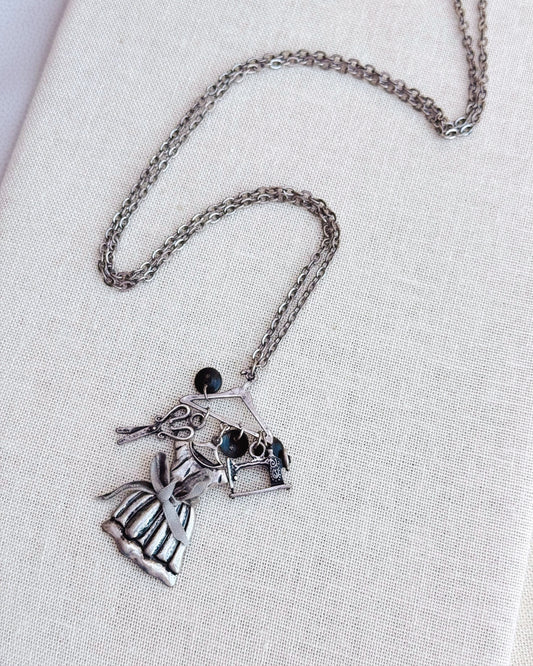 16-7731 Antique Silver Fashion Sewing Pendant Necklace Set