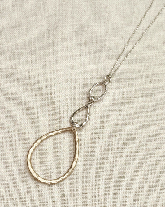 19-3121 Double Teardrop Outline Pendant Necklace