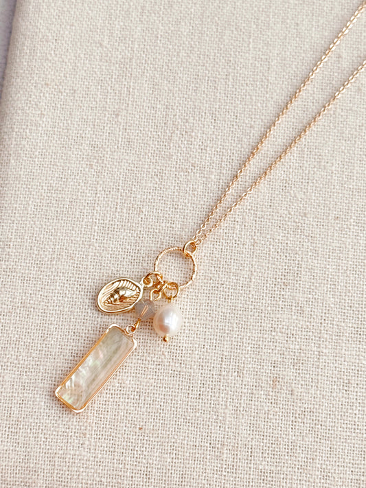 8-0213 Gracie Rose Gold Mother of Pearl Bar Pendant Necklace