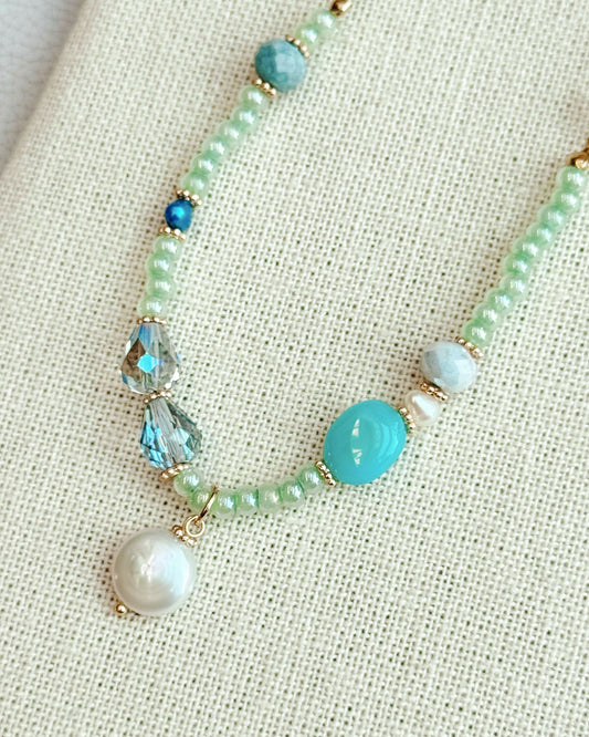 8-2021 Gracie Rose Chalcedony and Bead Pearl Pendant Necklace