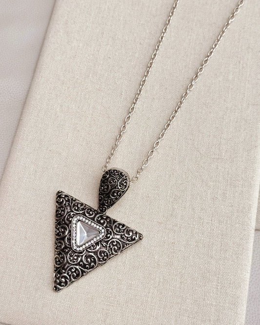 33-99154 Antique Silver Large Triangle Rhinestone Necklace