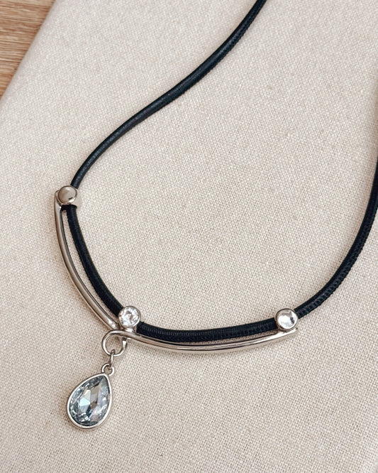 3-5202 Rhodium Black Cord Rhinestone Teardrop Necklace